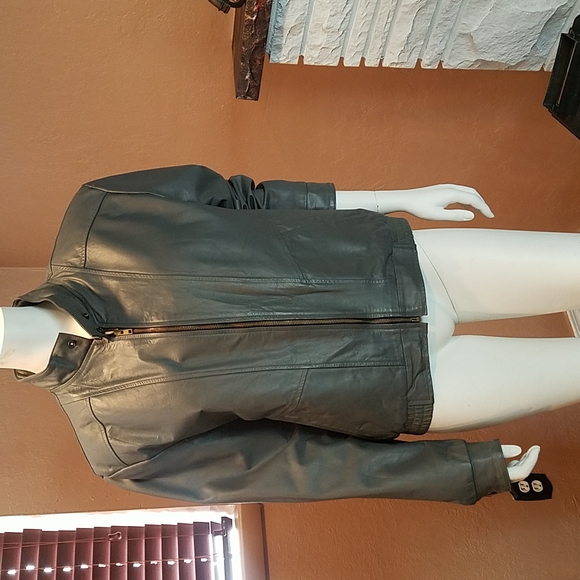 Vtg in great condition genuine leather jacket - Picture 2 of 6
